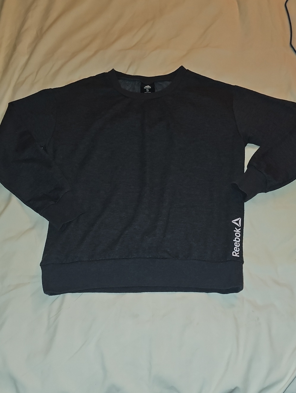 Reebok Men’s Crewneck Sweatshirt in Dark Navy with White Logo
